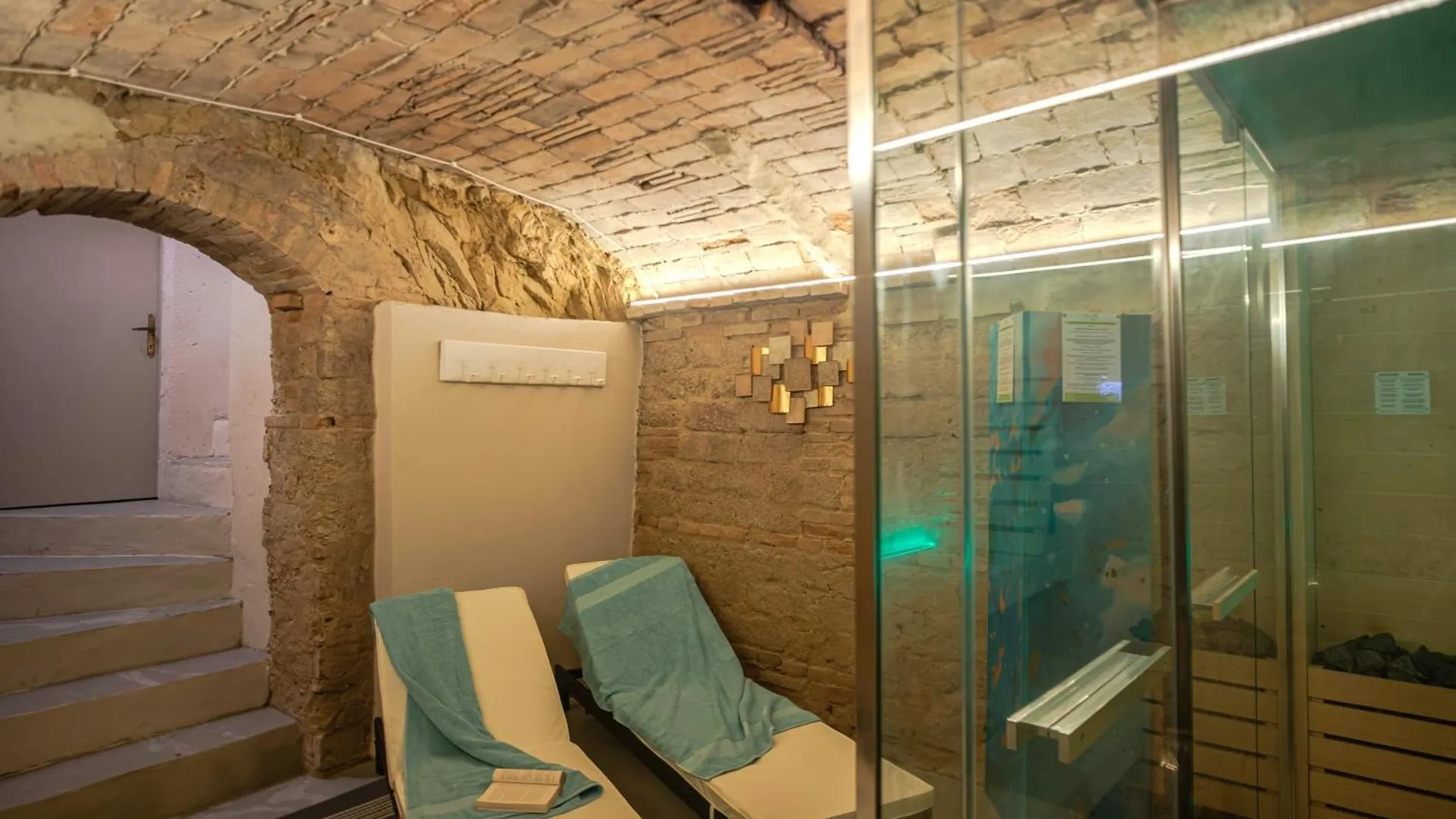 Bed and Breakfast Relais Borgo Elissa Certaldo 0*,
